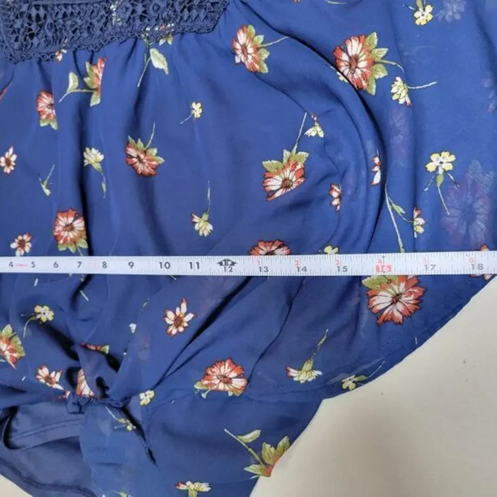 Beautees Top Girls Size Medium Tie Front Sheer Lace Trim Floral Blue Batwing - Picture 9 of 10